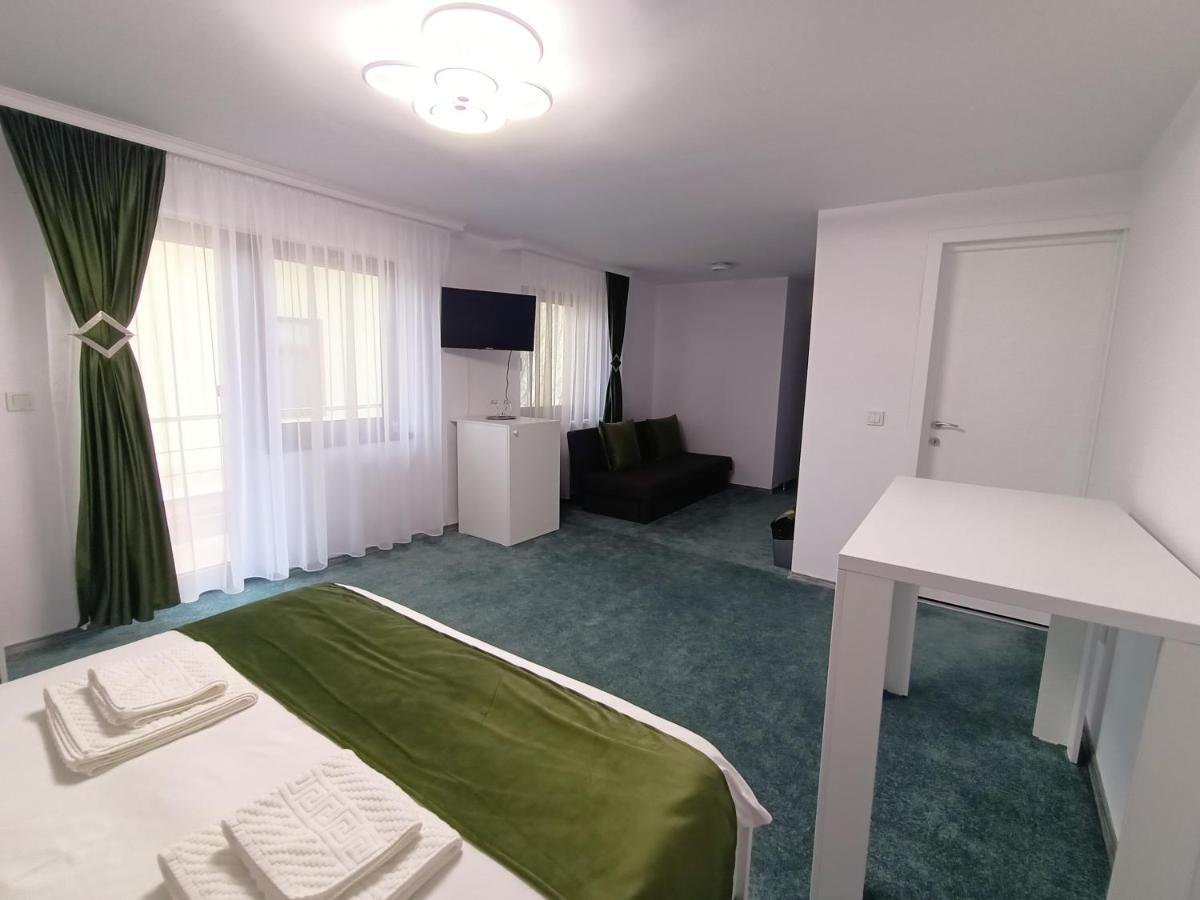 Casa Tiky Hotel Timisoara Exterior photo