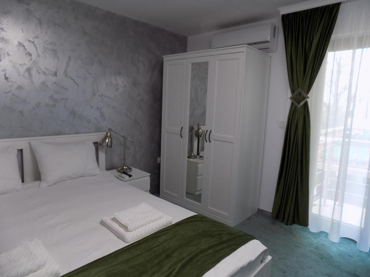 Casa Tiky Hotel Timisoara Exterior photo